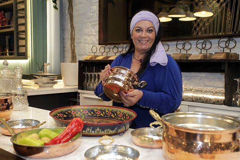 Η Μαρία Εκμετσίογλου στην Καλαμάτα για το "Αρτος - Οίνος – Ελαιον"