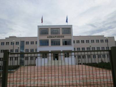 Τέσσερις υπουργοί στα εγκαίνια του νέου δημαρχείου Καλαμάτας