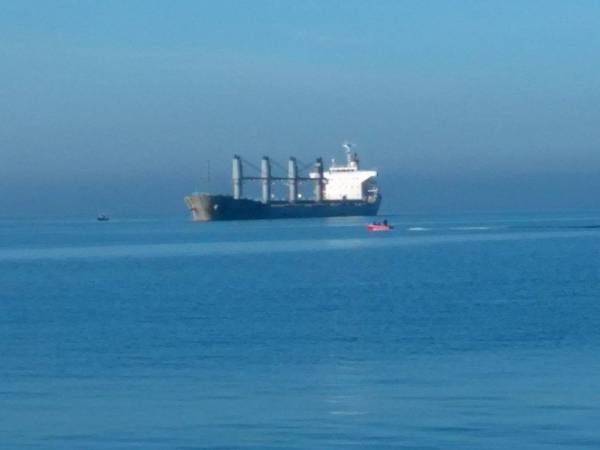 Στο λιμάνι της Καλαμάτας οι 40 μετανάστες