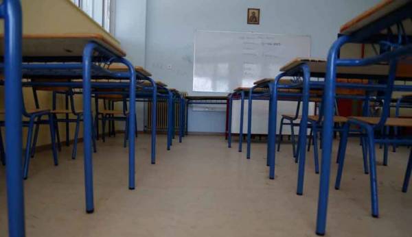 Η ΑΔΕΔΥ καταγγέλλει τη δίωξη Κουφαλάκου