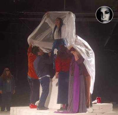 Πλήθος κόσμου στην παράσταση της "Μέθεξης"