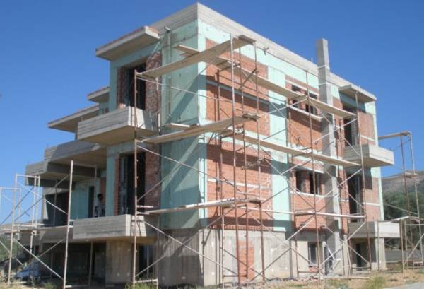 Αιτήσεις για το εποχικό επίδομα των οικοδόμων