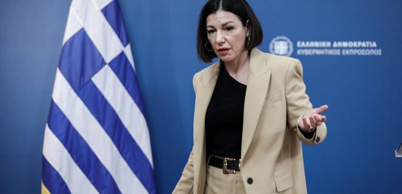 Πελώνη: Σε ισχύ τα μέτρα για τους ανεμβολίαστους, λίγο πάνω από 100.000 τα ραντεβού από τους 18-25