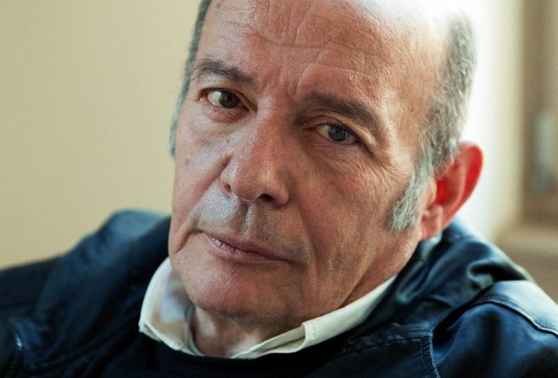 Πέθανε ο σκηνοθέτης Βασίλης Παπαβασιλείου