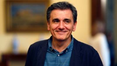 Ευκλείδης Τσακαλώτος: Τα θετικά μέτρα, απόδειξη ότι η Ελλάδα, εκτός μνημονίου πια, αλλάζει σελίδα υπέρ των πολλών