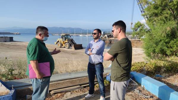 Συνάντηση για το λιμάνι Κυπαρισσίας