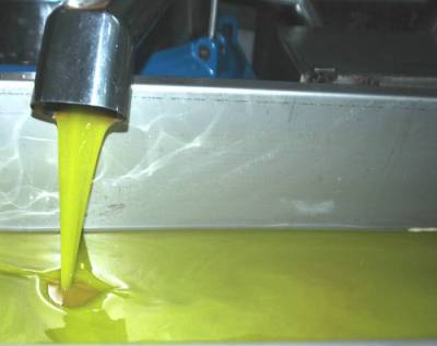 Καβγάς Αυγενάκη-Αποστόλου για το τυνησιακό ελαιόλαδο