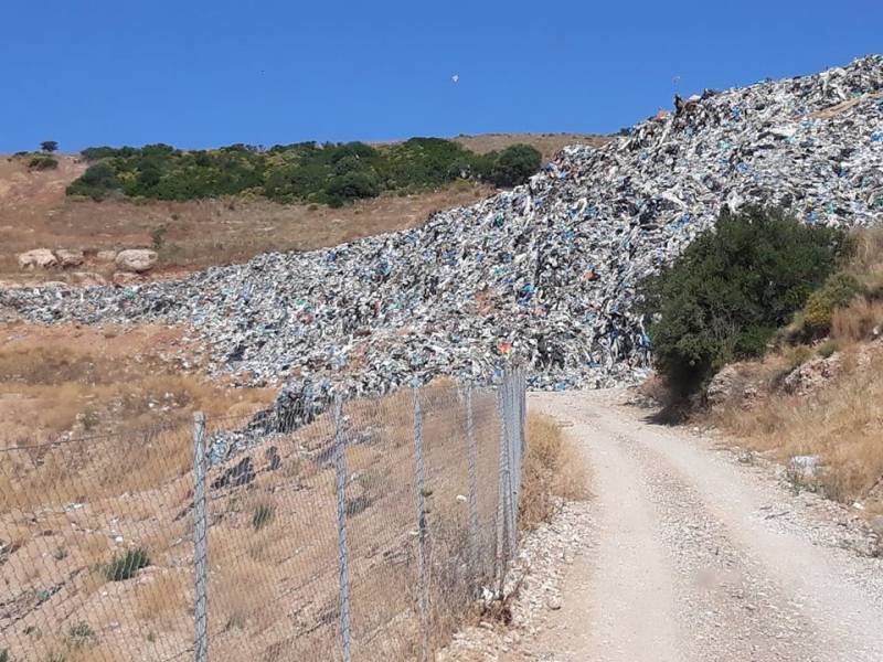 Αντιδράσεις για το σκουπιδότοπο στο Αλιμάκι