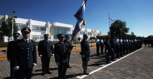 Δόκιμοι στη Σχολή της ΕΛΑΣ: Είμαστε φασίστες, υπάρχει πρόβλημα;