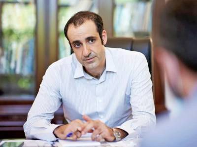 Δωρεά βιβλίων από την εταιρεία Dimitriadis/Vitoros στη Θεραπευτική Κοινότητα Καρτερών του ΕΟΠΑΕ