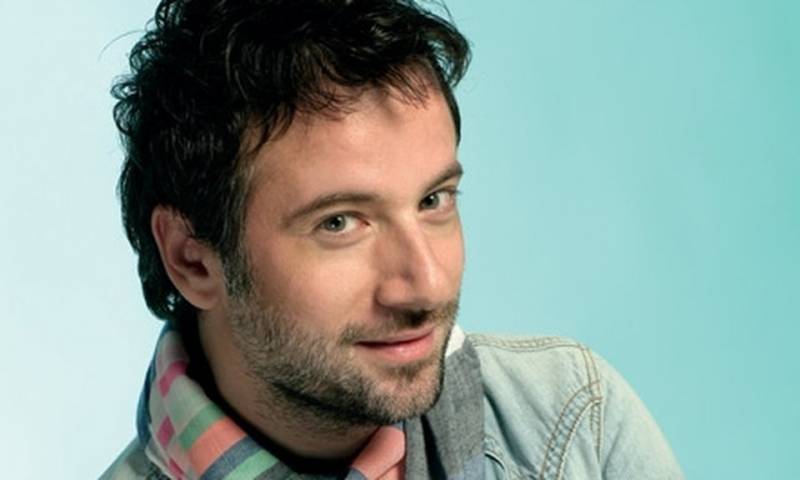 Ο Κωστής Μαραβέγιας απόψε στην Κυπαρισσία (φωτογραφία)