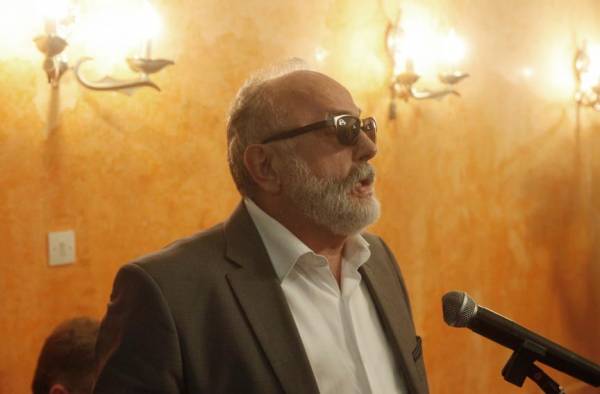 Κουρουμπλής για προσφυγικό: “Η Καλαμάτα δεν είναι Ελλάδα; Μόνο η Μακεδονία είναι Ελλάδα και θα σηκώσει όλο το βάρος;”