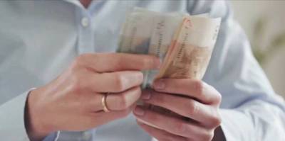 Προς νέο πακέτο στήριξης για τα ευάλωτα νοικοκυριά