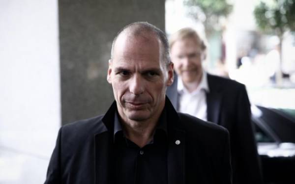 Ο Βαρουφάκης είπε στους αντιεξουσιαστές πως σε μια εβδομάδα θα τον έχουν διώξει απ&#039; την κυβέρνηση