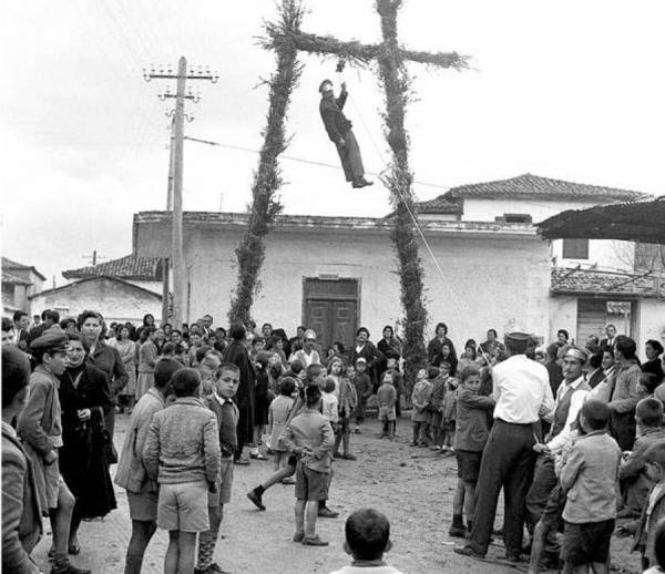 Αναζητώντας τις ρίζες της κρεμάλας στο Νησιώτικο Καρναβάλι