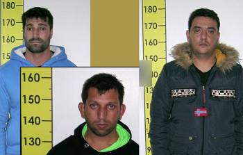 Στοιχεία ταυτότητας και φωτογραφίες: Αυτοί είναι οι απατεώνες που εξαπατούσαν ιερείς