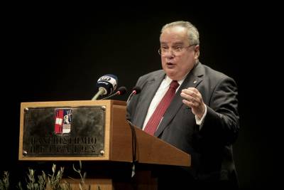 Κοτζιάς: "Είμαι οπαδός της ενεργητικής εξωτερικής πολιτικής γιατί η αδράνεια δεν έλυσε ποτέ κανένα πρόβλημα"