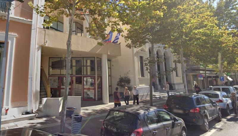 Δημόσια Κεντρική Βιβλιοθήκη Καλαμάτας: Διαγωνισμός μαθητικής εικαστικής αφίσας