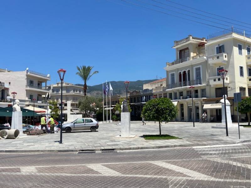 Τα “κόκκινα φανάρια” της Καλαμάτας