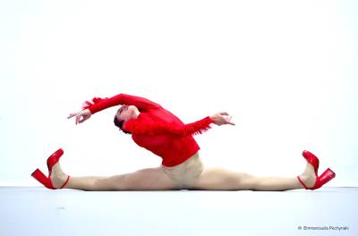 Διεθνές Φεστιβάλ Χορού Καλαμάτας: Η παράσταση “Laloba” σήμερα στην Κεντρική Πλατεία