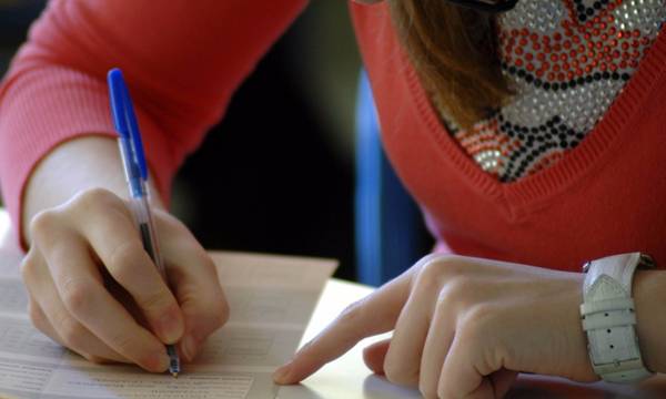 Αιτήσεις μαθητών για συμμετοχή στις πανελλαδικές