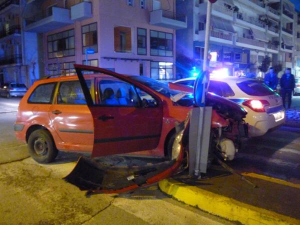 Τροχαίο με ελαφρύ τραυματισμό παιδιού στην Καλαμάτα