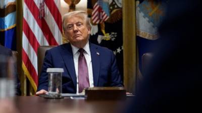 ΗΠΑ: Ο Τραμπ παροτρύνει το υπουργείο Δικαιοσύνης να κινηθεί κατά πολιτικών του αντιπάλων