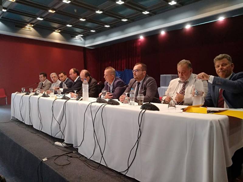 Σύσσωμη η αντιπολίτευση κατά του “νόμου Θεοδωρικάκου”: «Λευκή σημαία» Νίκα χθες στο Περιφερειακό