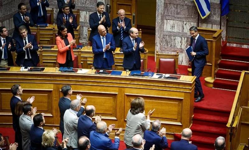 Ψήφος εμπιστοσύνης στην κυβέρνηση με 158 «Ναι» - Καταψήφισαν 142 βουλευτές