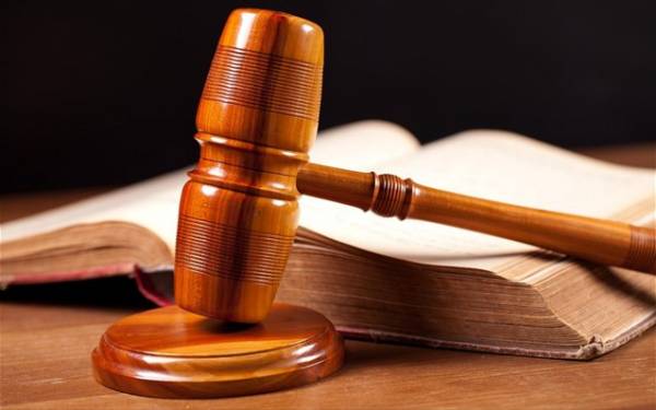 Ερήμην 3 χρόνια για κλοπή στη Σπερχογεία 