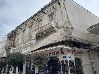 Αβέβαιη η ανακατασκευή του “Αχίλλειον”