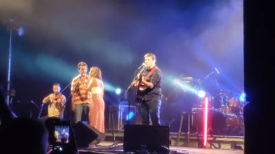 Κυπαρισσία: "Βούλιαξε" το Τρενοτεχνείο για τον Σωκράτη Μάλαμα (βίντεο-φωτογραφίες)