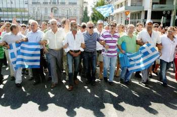 Δεν φοβάμαι τα άκρα, τρέμω τη μεσαία τάξη