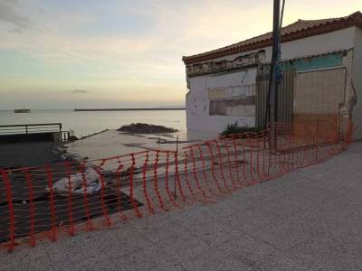 Ακαλαίσθητο σκηνικό