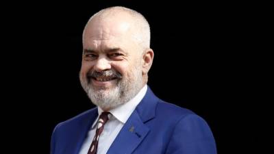 Ράμα: Πρόσκληση σε Ελληνες επιχειρηματίες να επενδύσουν στην Αλβανία