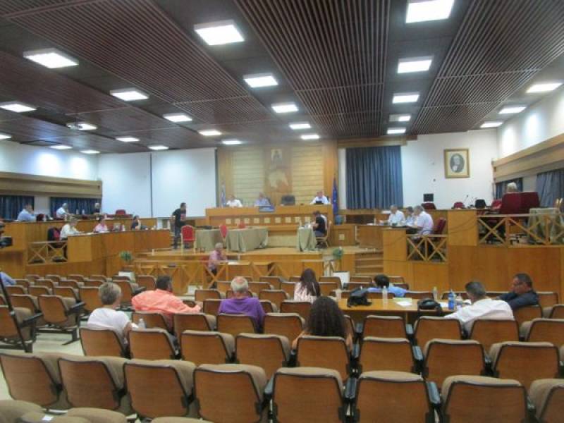 Η πρώτη αποτίμηση της πεζοδρόμηση της Ναυαρίνου από τον Βασιλόπουλο