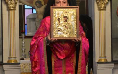 Η Φοινικούντα γιορτάζει την Παναγία Τριχερούσα