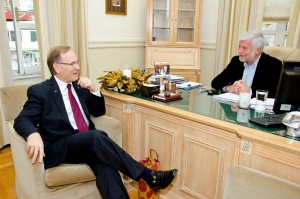 Π. Τατούλης: Δεν αποτελούν λύση οι εκλογές, τη λύση για τη σωτηρία της χώρας θα τη δώσουν οι Περιφέρειες και όχι η κεντρική κυβέρνηση