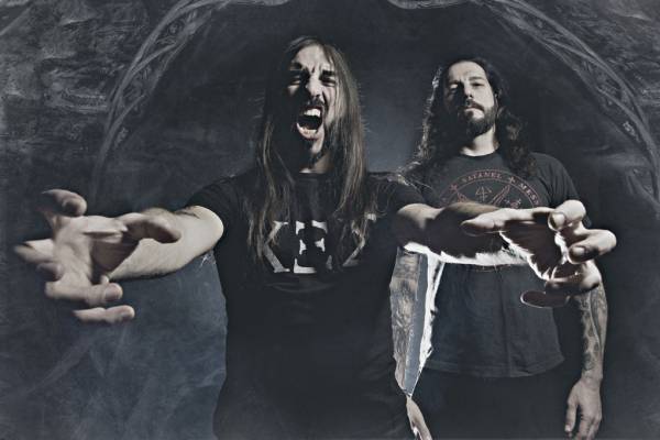 Ο frontman των Rotting Christ Σάκης Τόλης στην &quot;Ε&quot;: &quot;Θα συνεχίσουμε να παίζουμε ελληνικά, αισθανόμενοι εργάτες της μουσικής&quot;