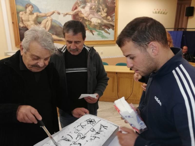 Εκοψαν πίτα στον Δήμο Δυτικής Μάνης