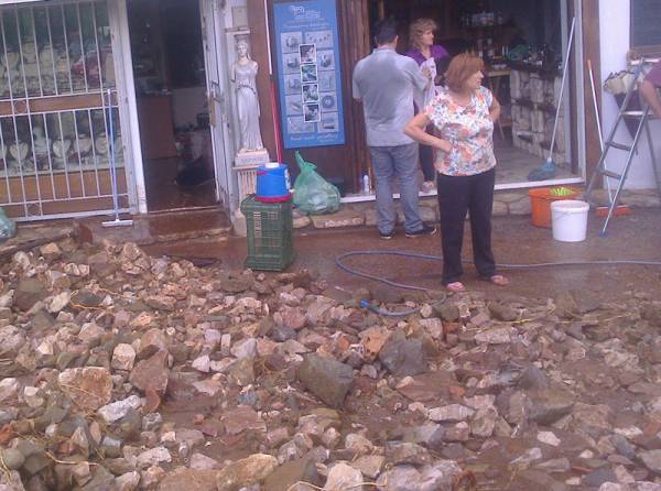 Δόθηκαν τα 586 ευρώ στους πλημμυροπαθείς της Μεσσήνης