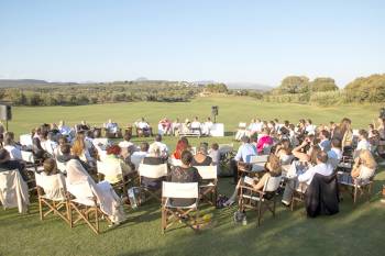 «Art and Democracy» στην Costa Navarino: Κορυφαίο φόρουμ ανταλλαγής ιδεών