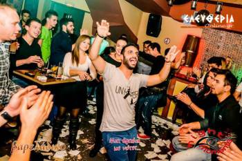 &quot;Βραδιές με νότες&quot; στο &quot;Βαρελάδικο&quot; (φωτογραφίες)