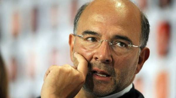 Μοσκοβισί: Να παραμείνει το ΔΝΤ στην Ελλάδα