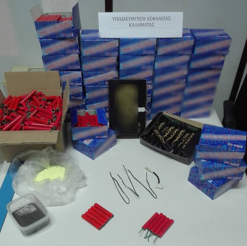 Καλαμάτα: Συνελήφθη 19χρονος με 2.110 κροτίδες