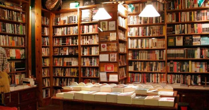 Πρωτοβουλία του ΥΠΠΟΑ για τα κατασχεμένα βιβλία που απειλούνται με πολτοποίηση