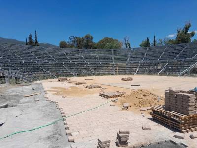 Εντατικοποιούνται οι εργασίες στο Ανοικτό Θέατρο Καλαμάτας - Ετοιμο έως 10 Αυγούστου