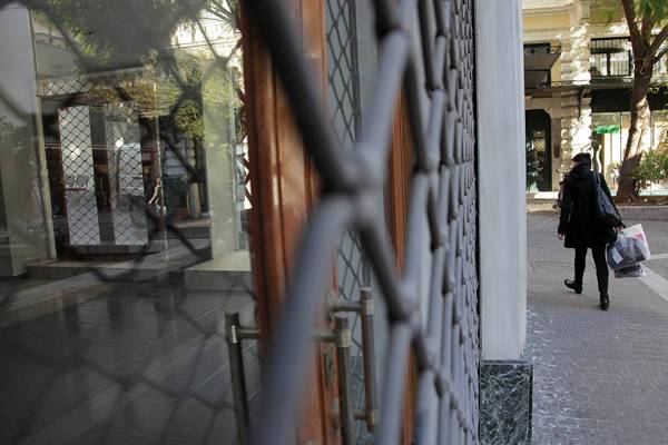 Κλειστά μαγαζιά από τις 11 έως τις 2.30 στην Κυπαρισσία