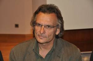 Πατσαρίνος: "Ανησυχητικές και ύποπτες πλευρές της εξέλιξης του διαγωνισμού για τ’ απορρίμματα"