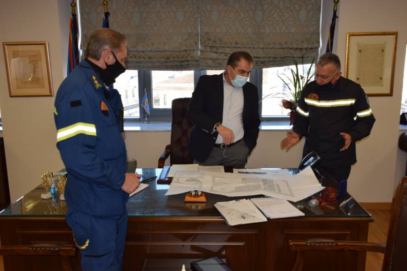 Συνάντηση για κατασκευή κτηρίου πυροσβεστικής στα Πλακωτά